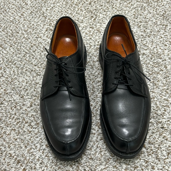 Allen Edmonds Other - Allen Edmonds Stockbridge black leather dress shoe 10.5D